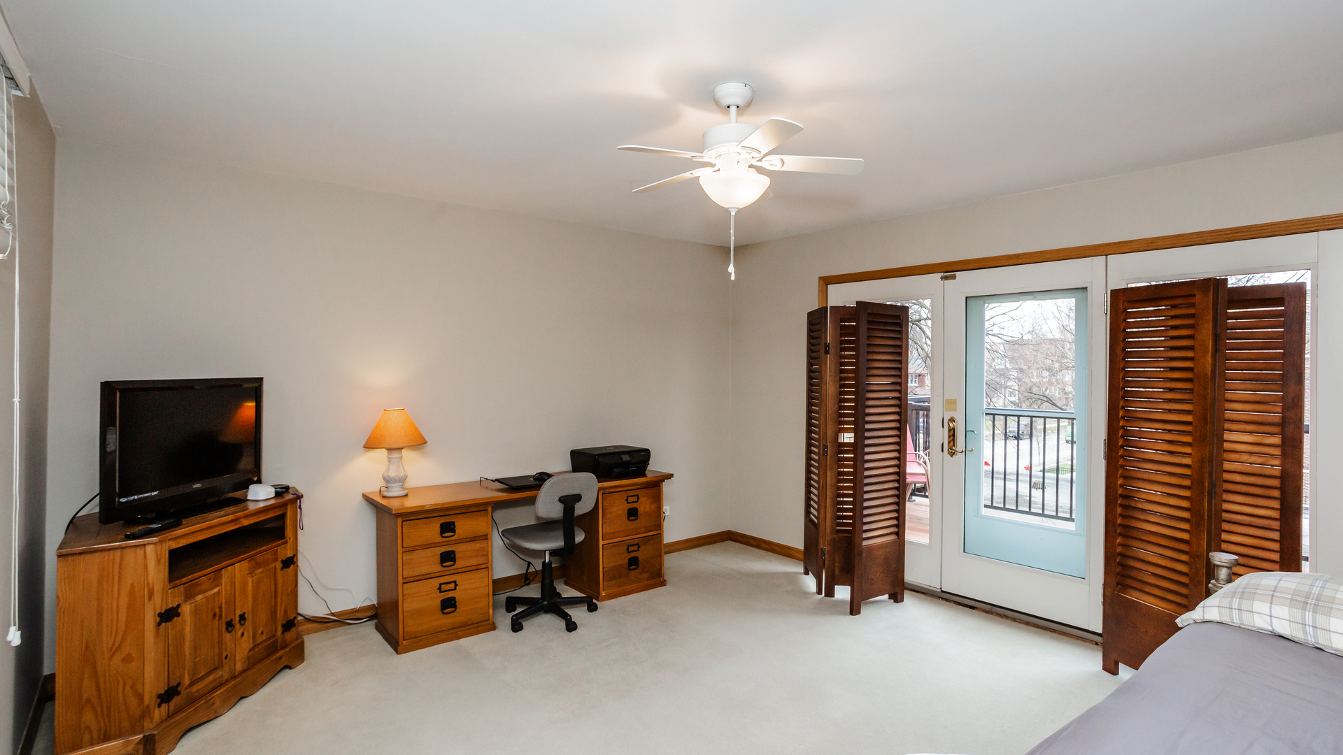 245 S Oak Park Avenue Unit: D