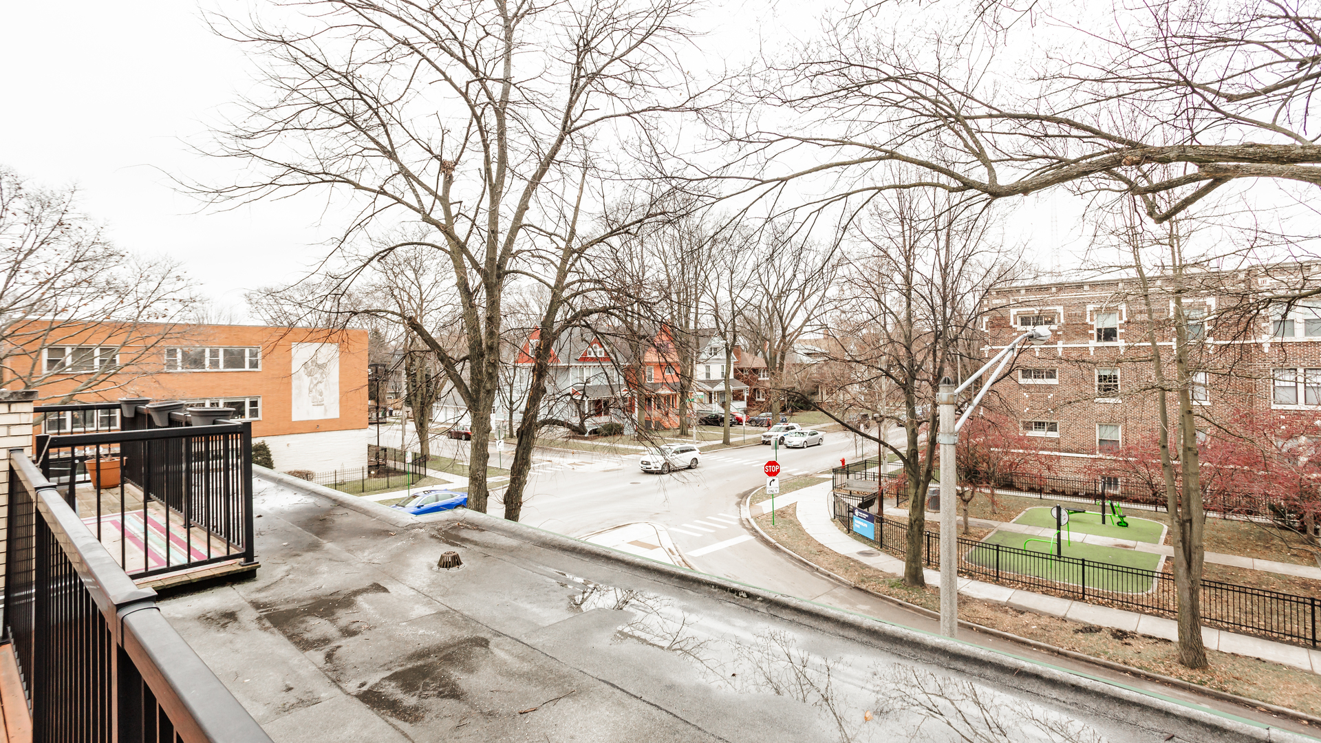 245 S Oak Park Avenue Unit: D