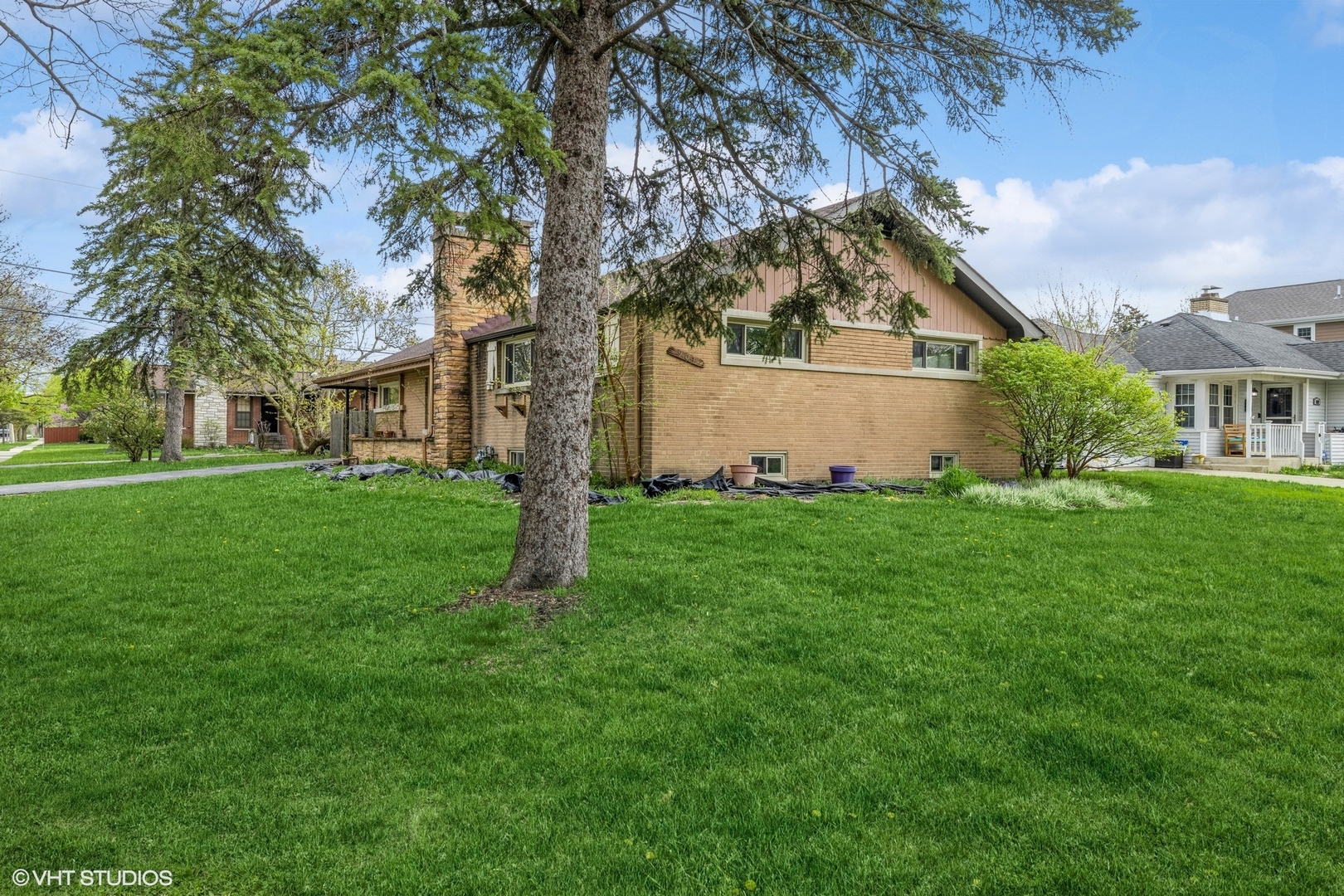 901 S Ashland Avenue