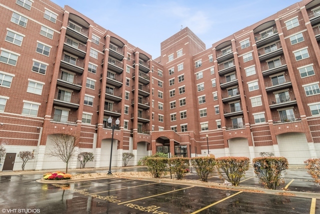 1700 Riverwoods Drive Unit: 508