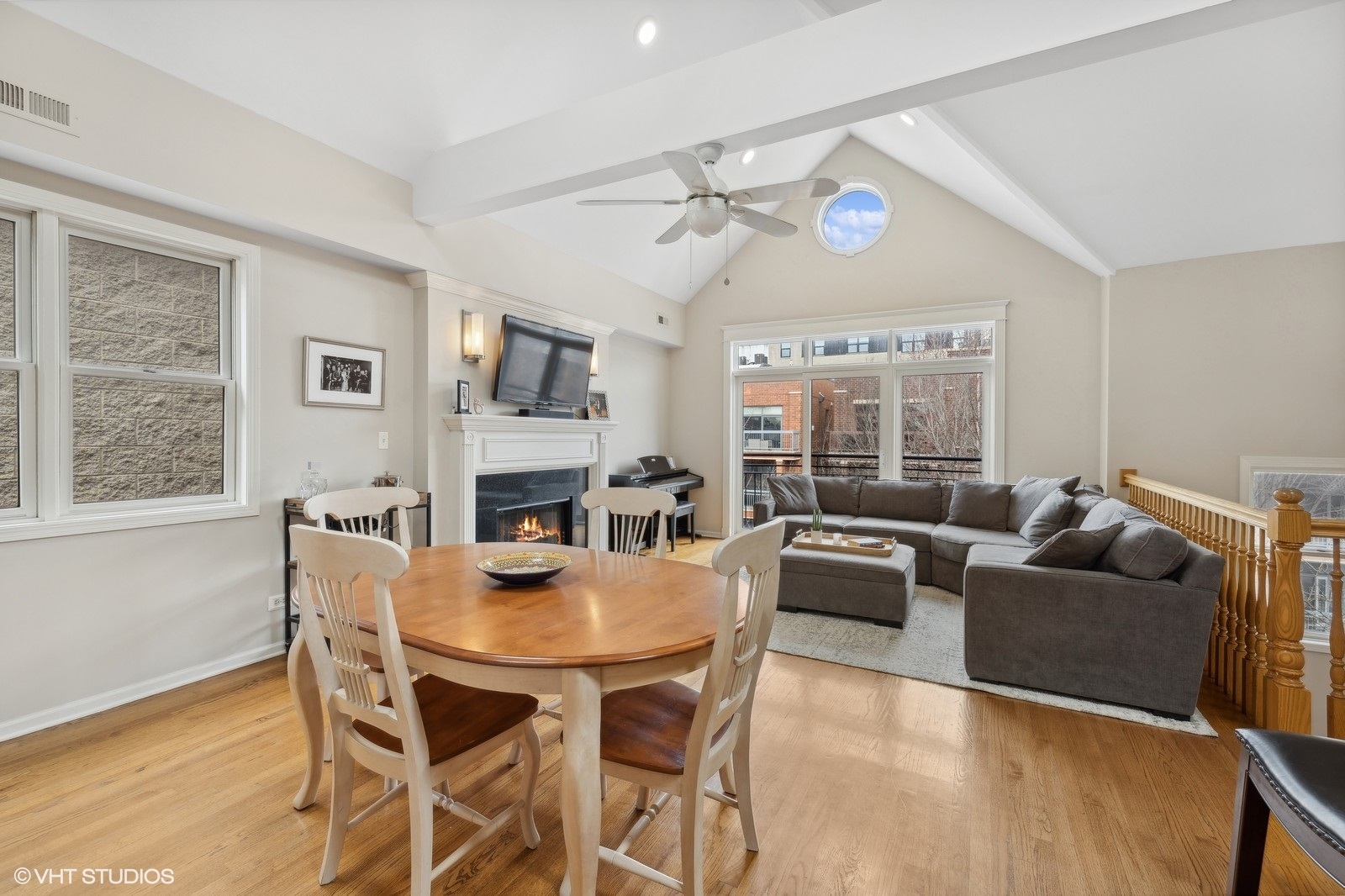 1425 W Fillmore Street Unit: 3