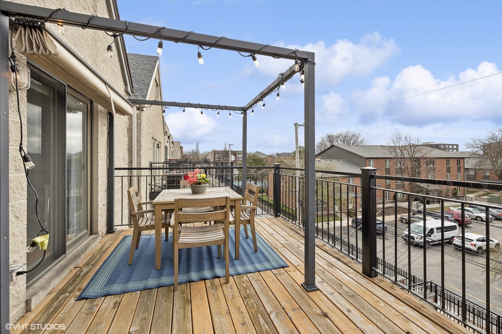 1425 W Fillmore Street Unit: 3