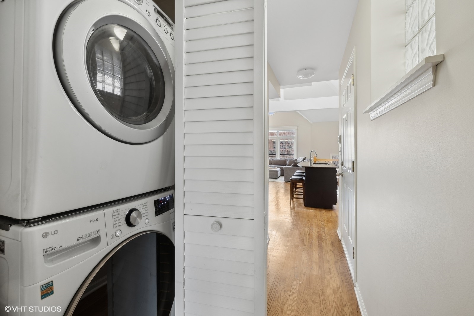 1425 W Fillmore Street Unit: 3