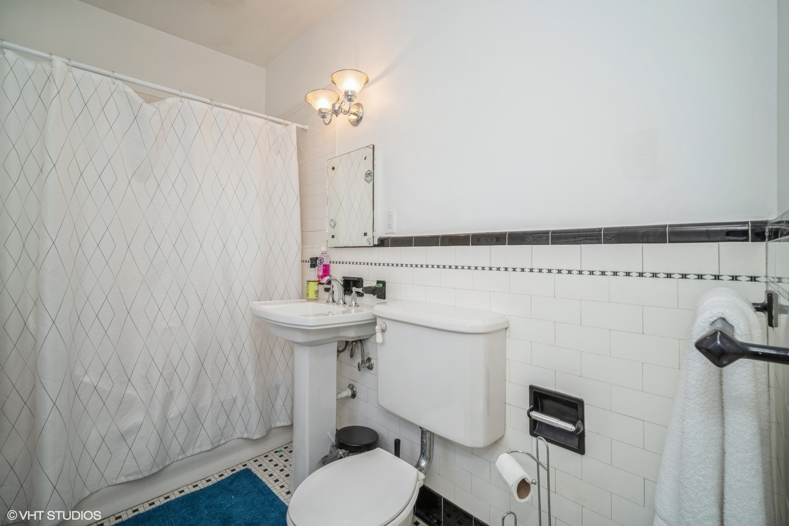 1443 Bonnie Brae Place Unit: 3