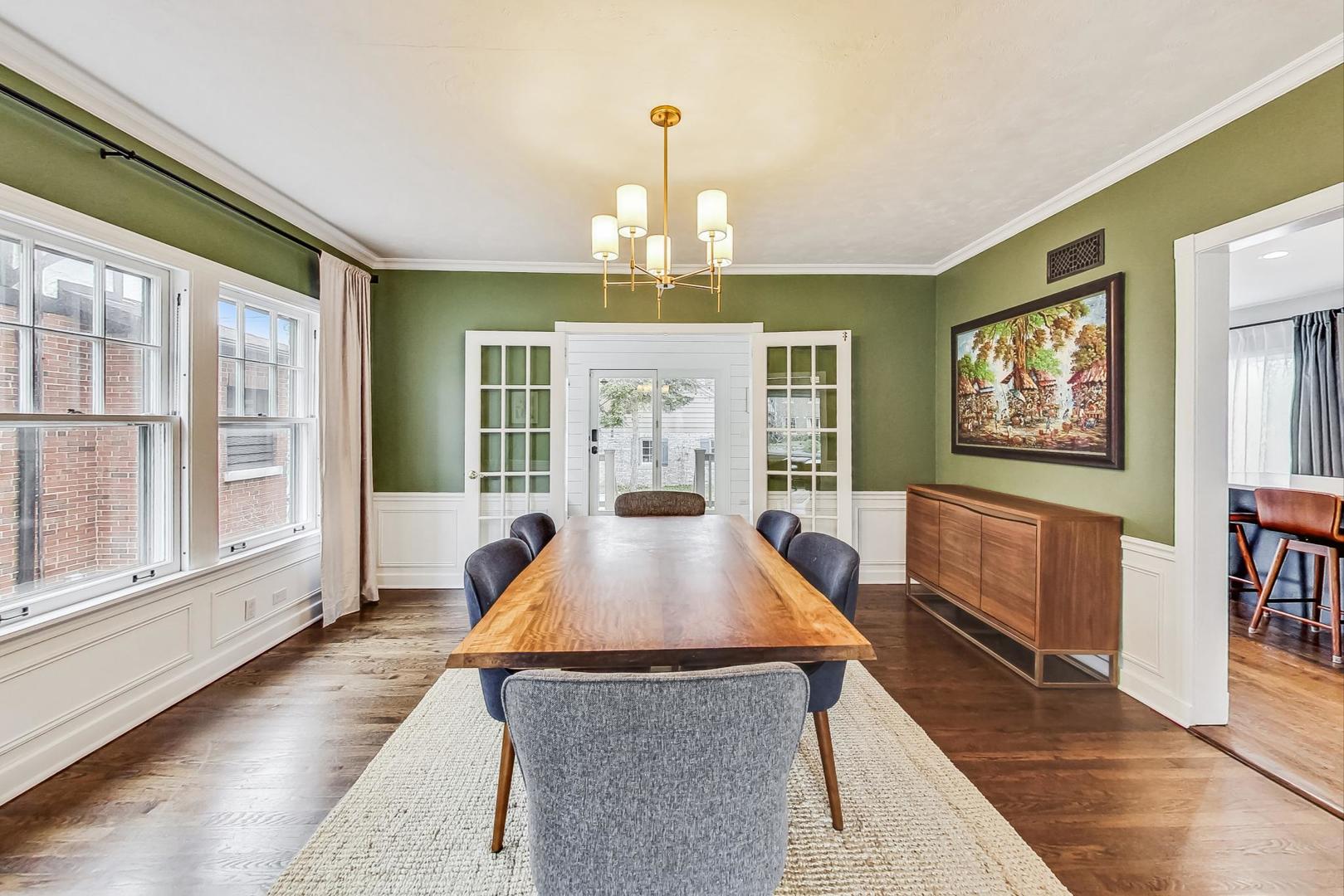 1116 Fair Oaks Avenue