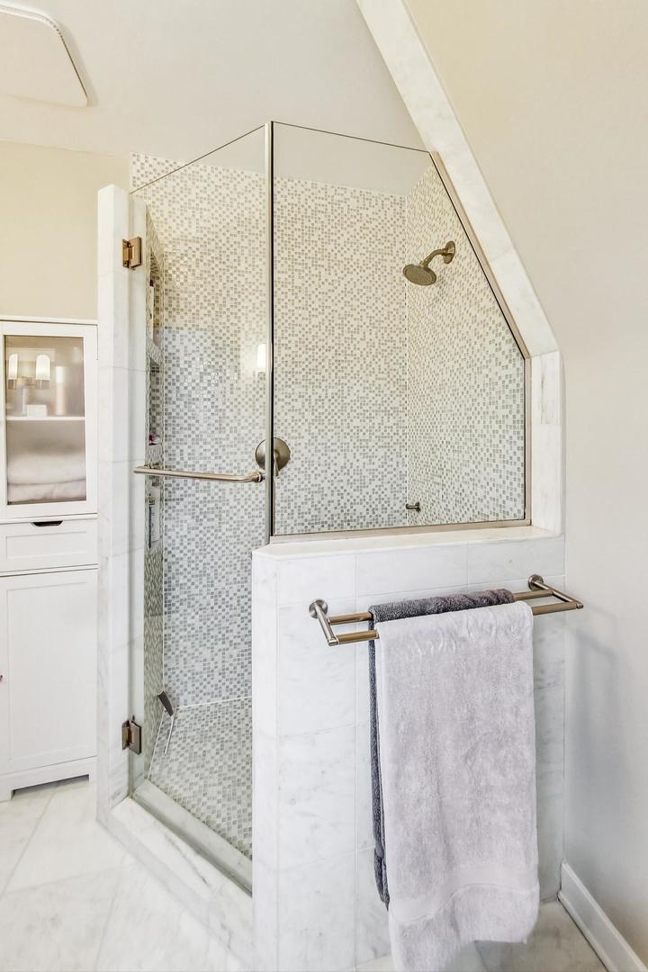 1116 Fair Oaks Avenue