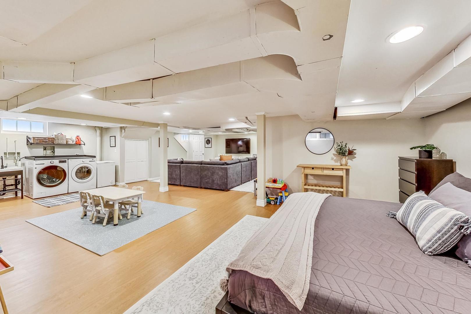 1116 Fair Oaks Avenue