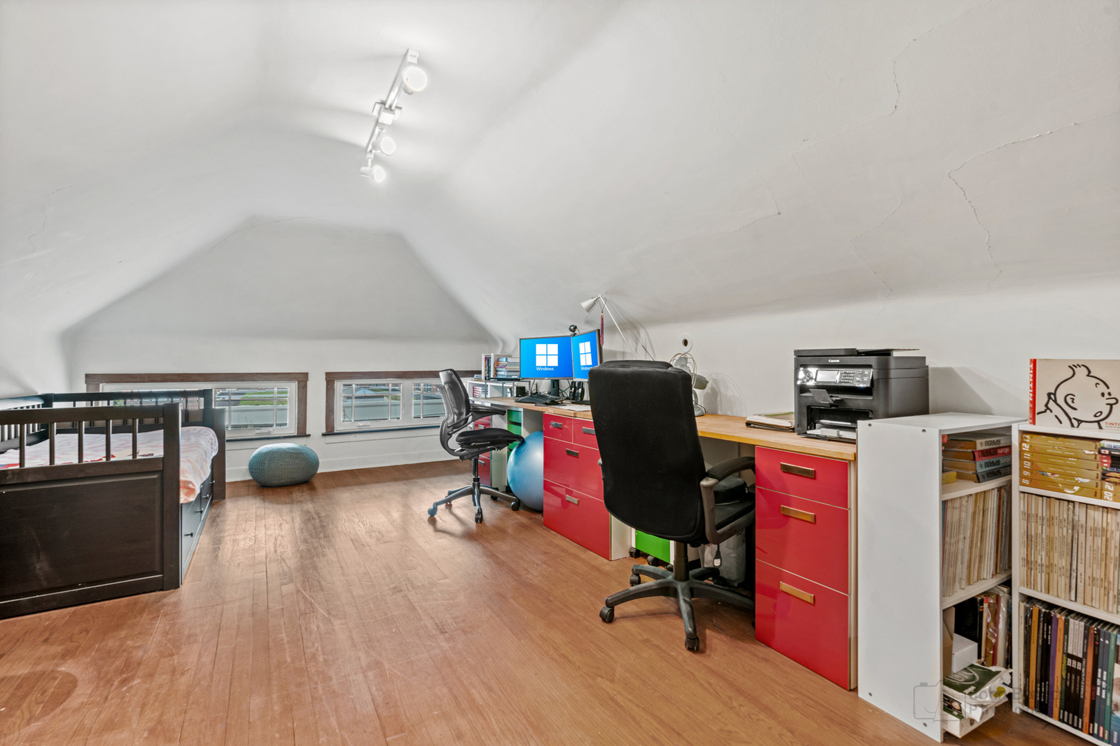 811 Bonnie Brae Place