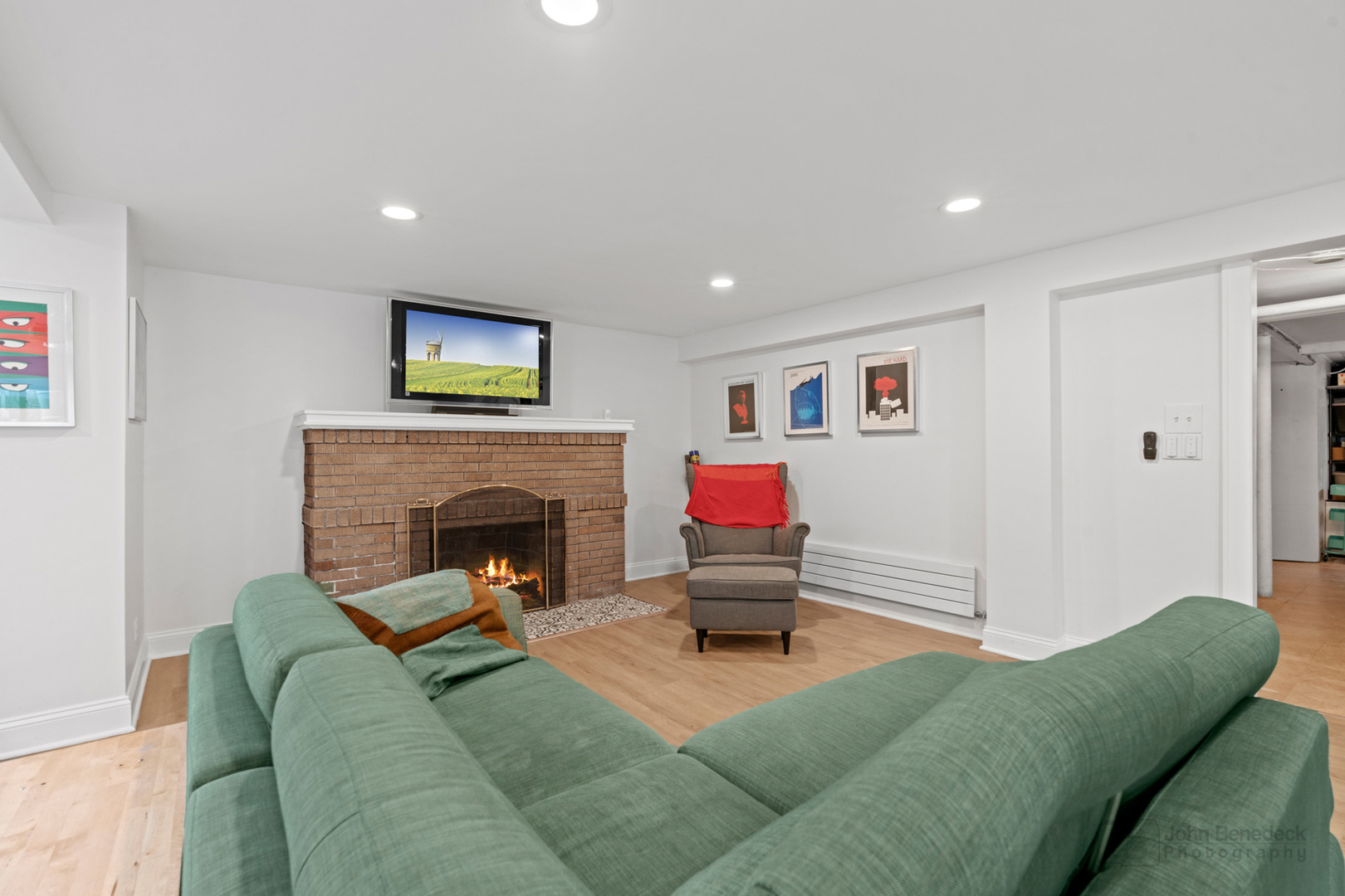 811 Bonnie Brae Place