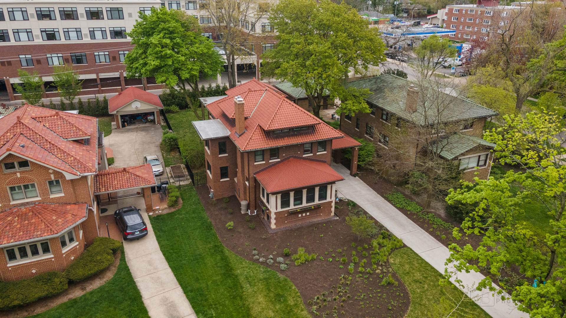 811 Bonnie Brae Place