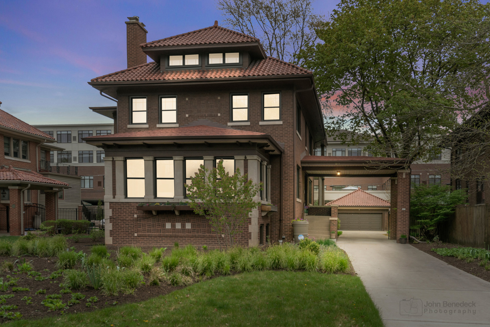 811 Bonnie Brae Place