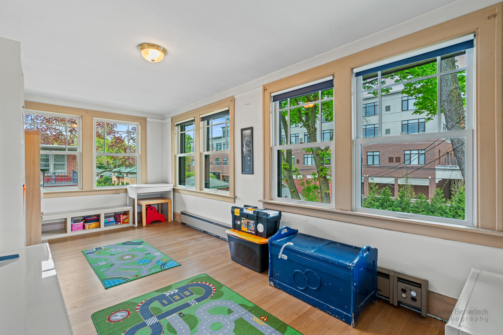 811 Bonnie Brae Place