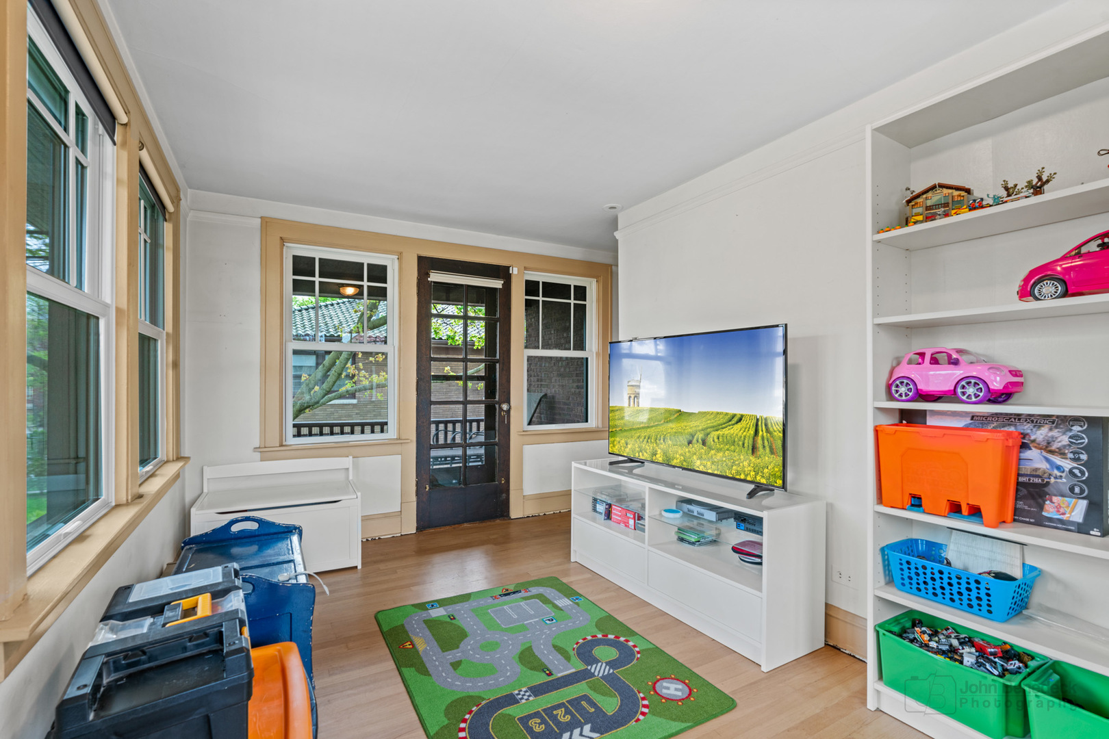 811 Bonnie Brae Place