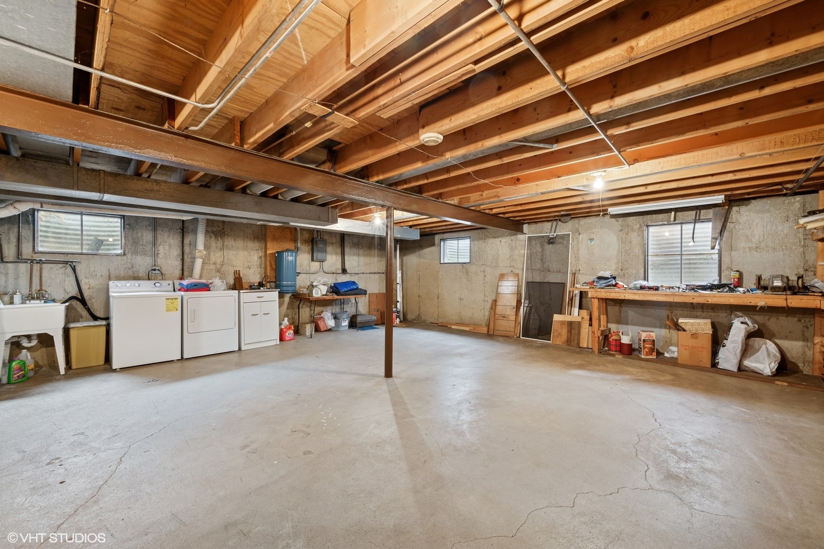 1300 Byron Avenue