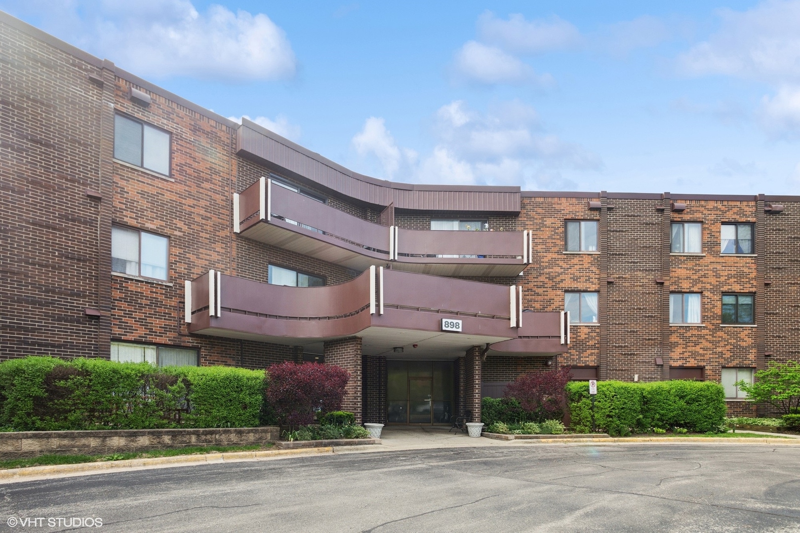 898 Wellington Avenue Unit: 310
