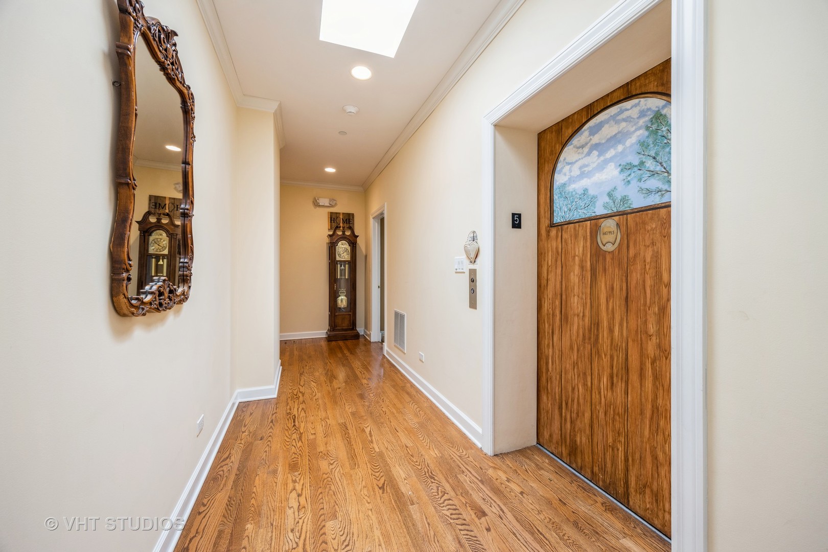 444 Ashland Avenue Unit: 5