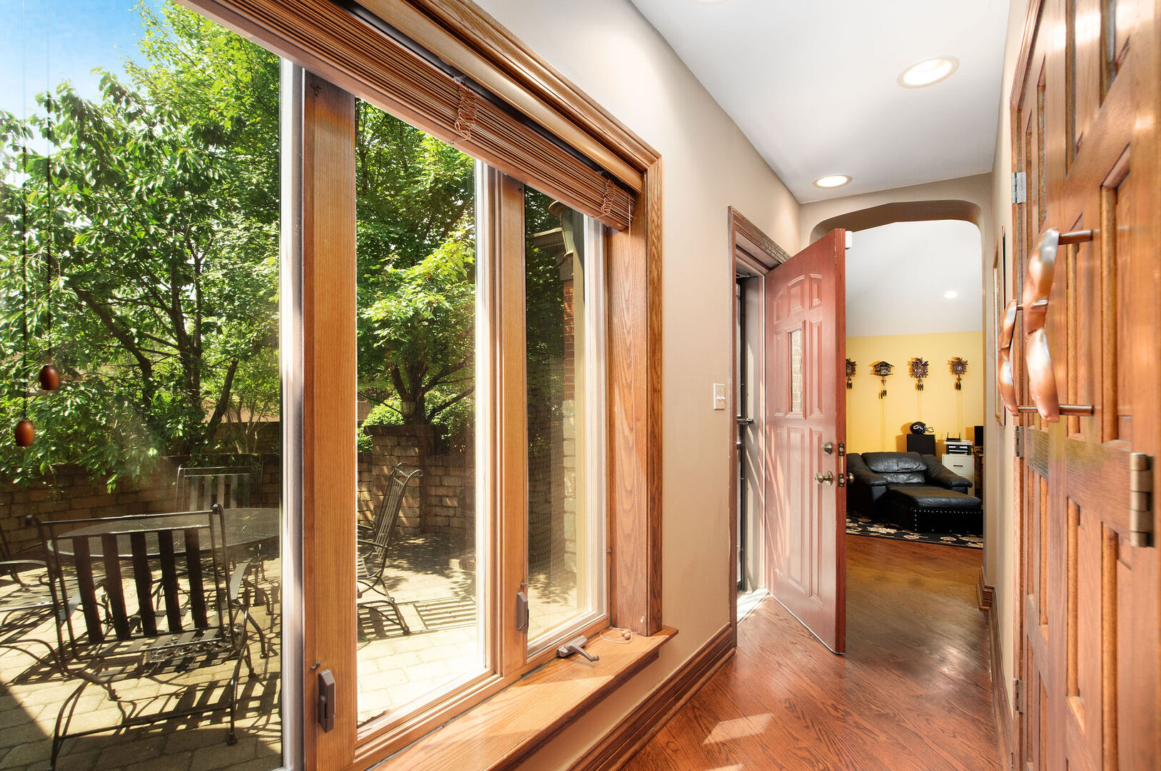 1902 N 77th Court