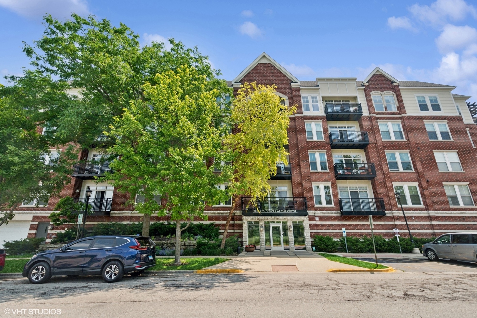 7757 W VAN BUREN Street Unit: 207