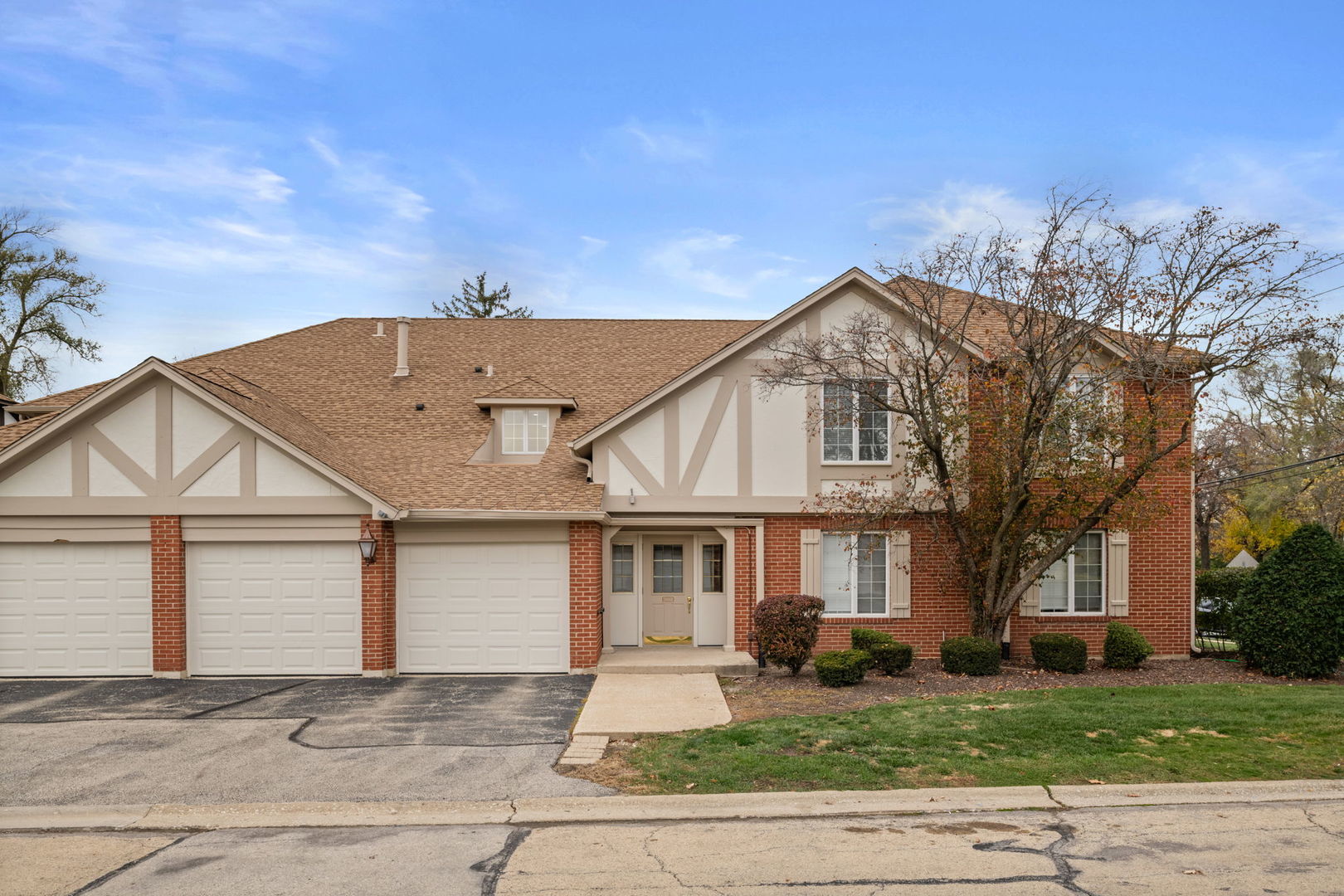 5816 Wolf Road Unit: 3B