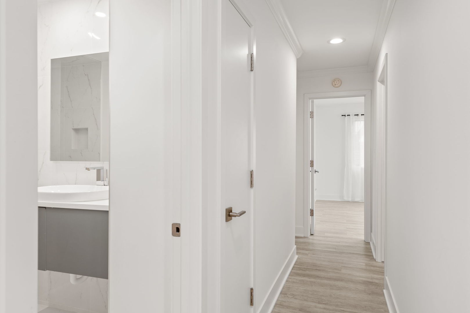 5816 Wolf Road Unit: 3B