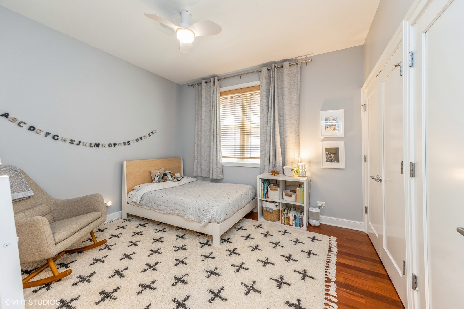 328 S Oak Park Avenue Unit: 1