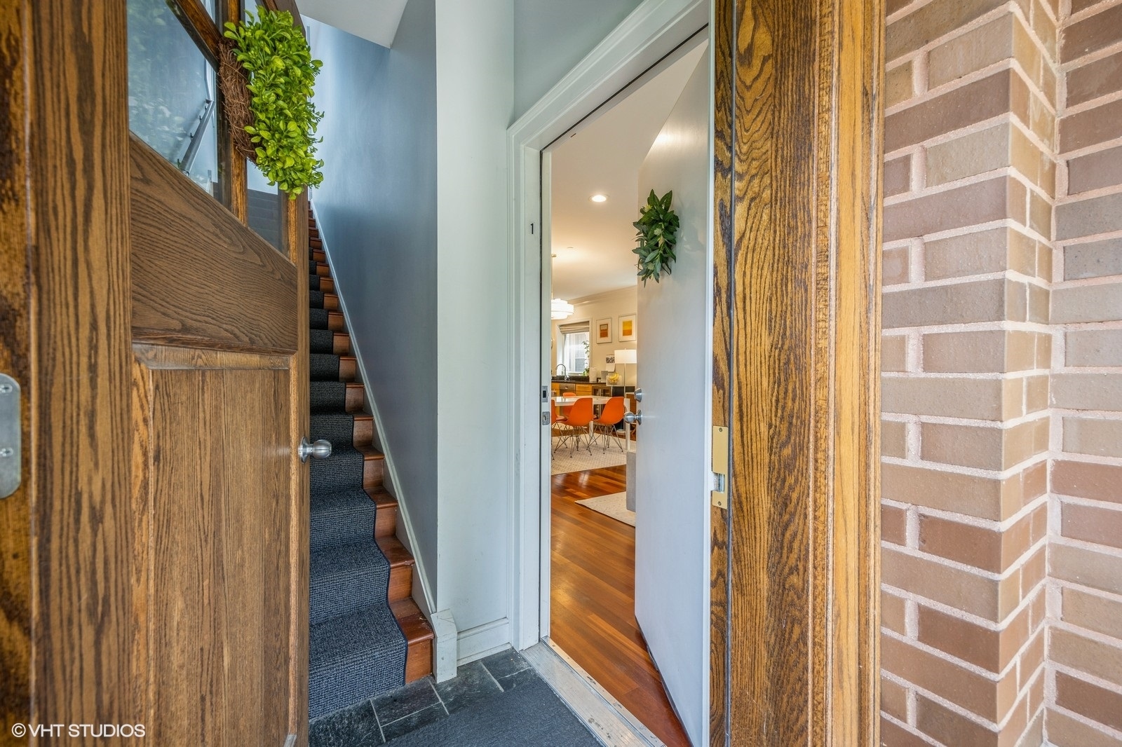 328 S Oak Park Avenue Unit: 1