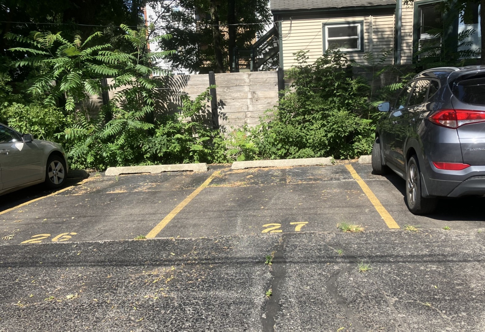 109 S Elmwood Avenue Unit: 27