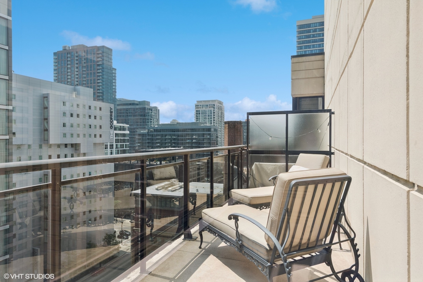 101 W Superior Street Unit: 1204P