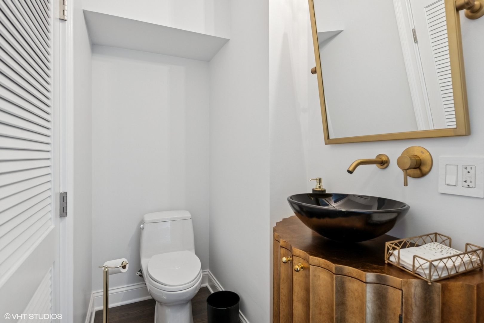 101 W Superior Street Unit: 1204P