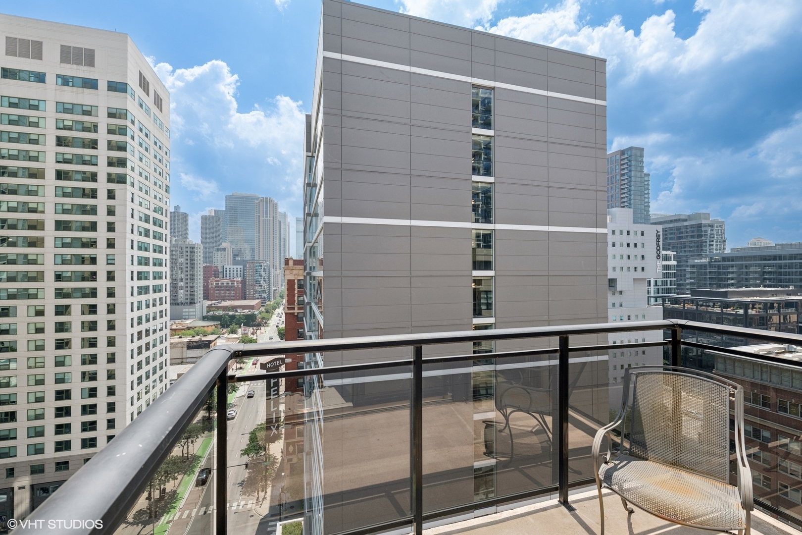 101 W Superior Street Unit: 1204P