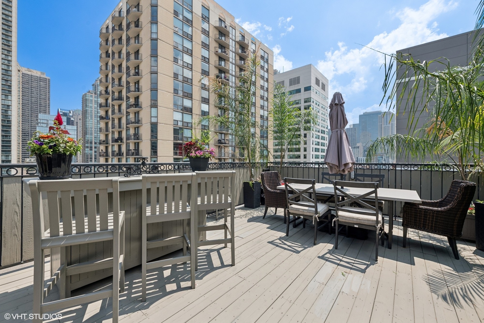 101 W Superior Street Unit: 1204P