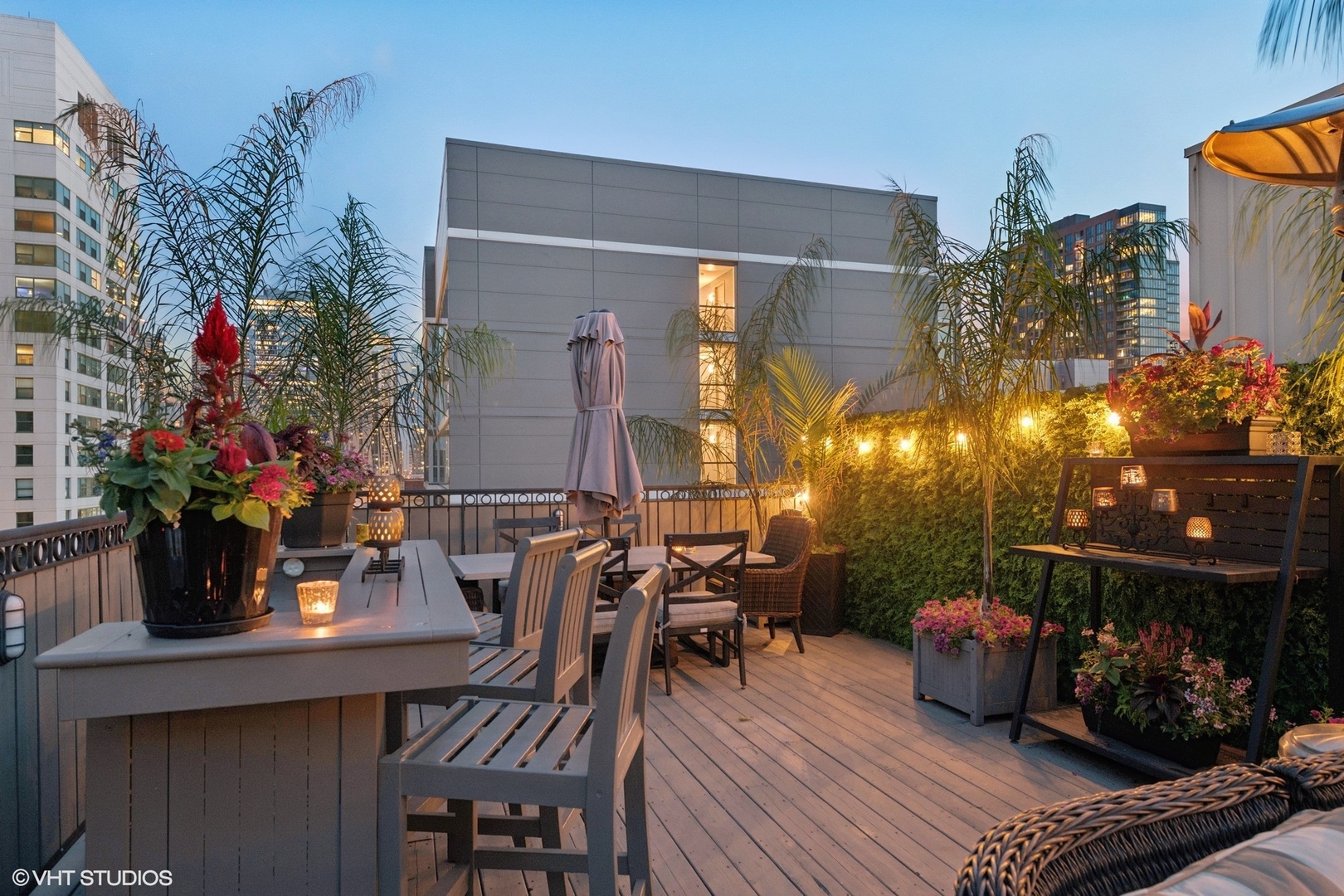 101 W Superior Street Unit: 1204P