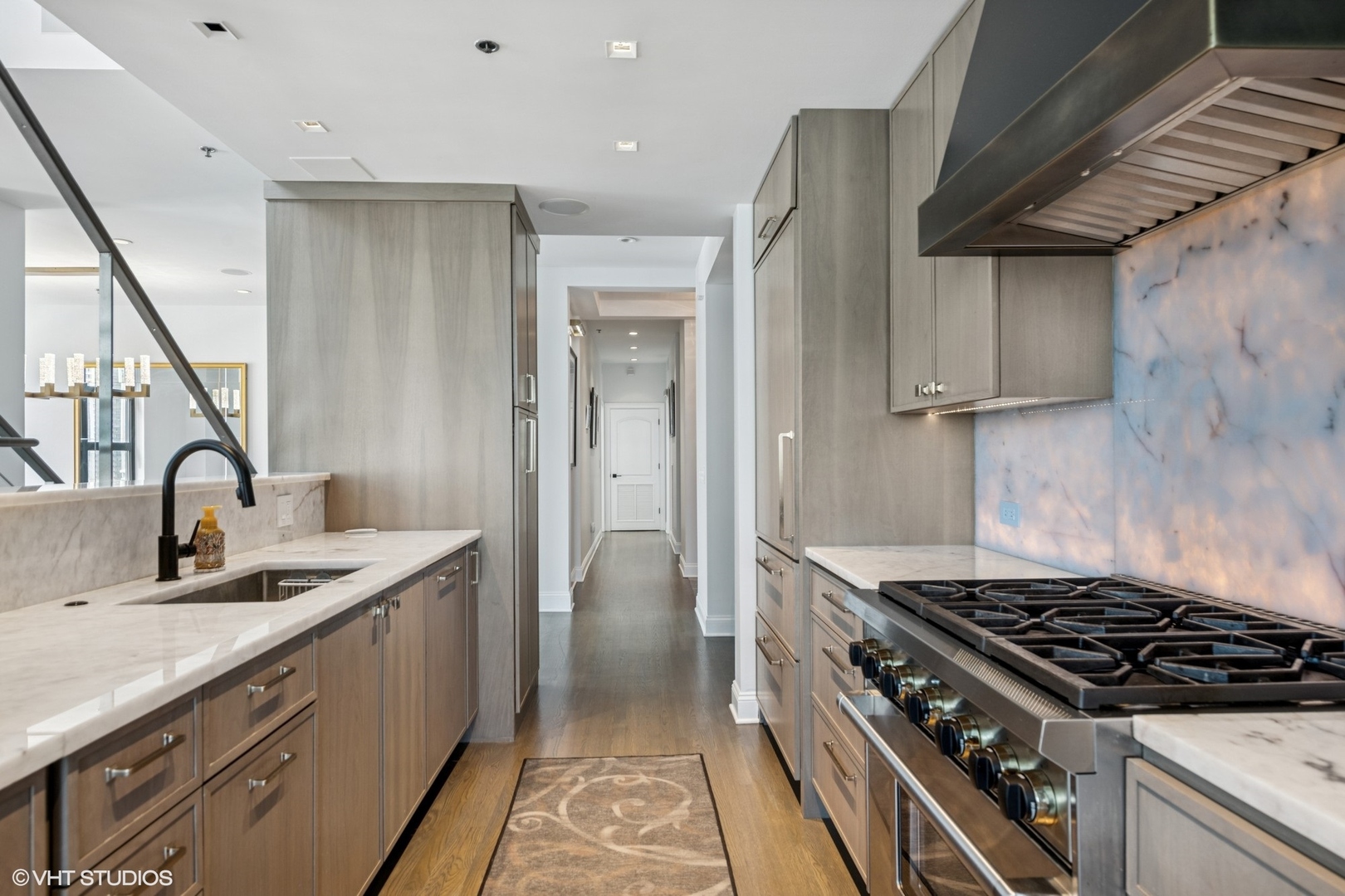 101 W Superior Street Unit: 1204P