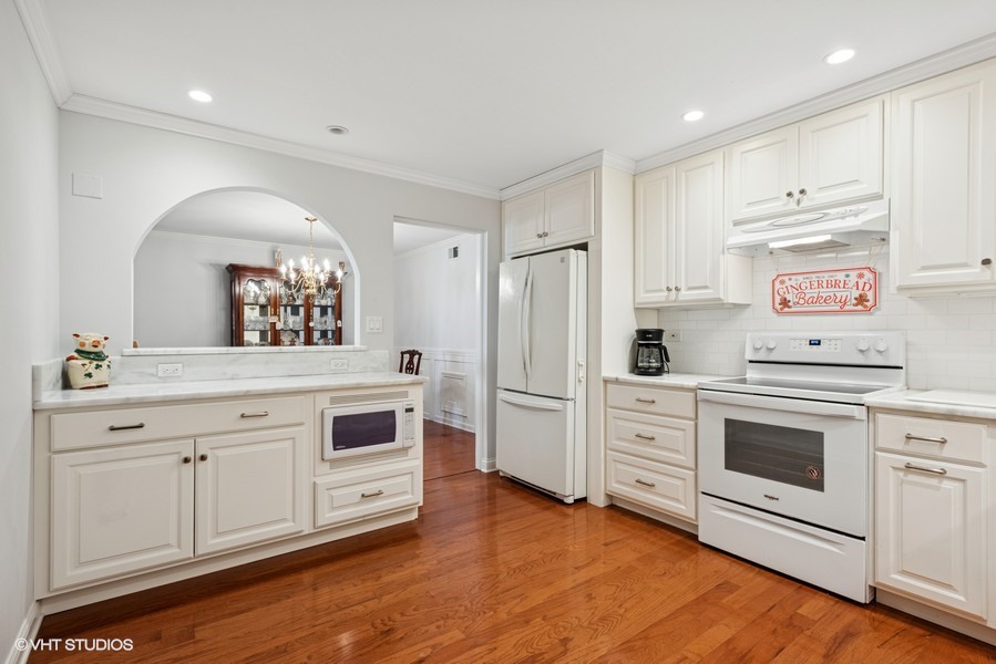 407 Ashland Avenue Unit: 3F