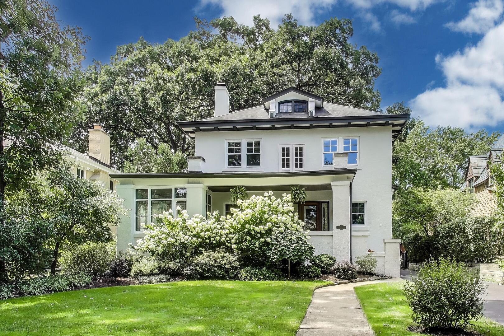 1038 Forest Avenue