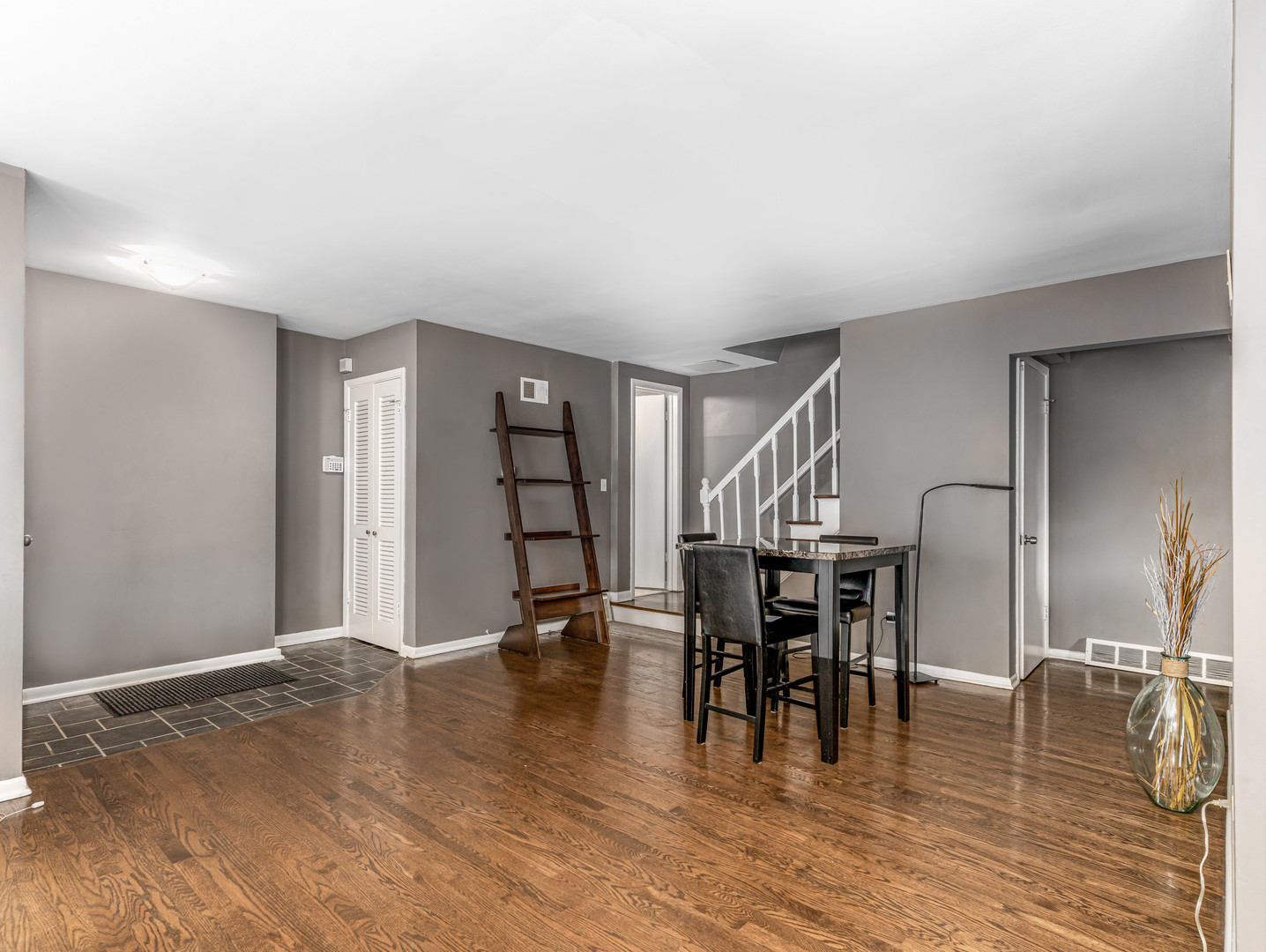 1543 Franklin Avenue Unit: B