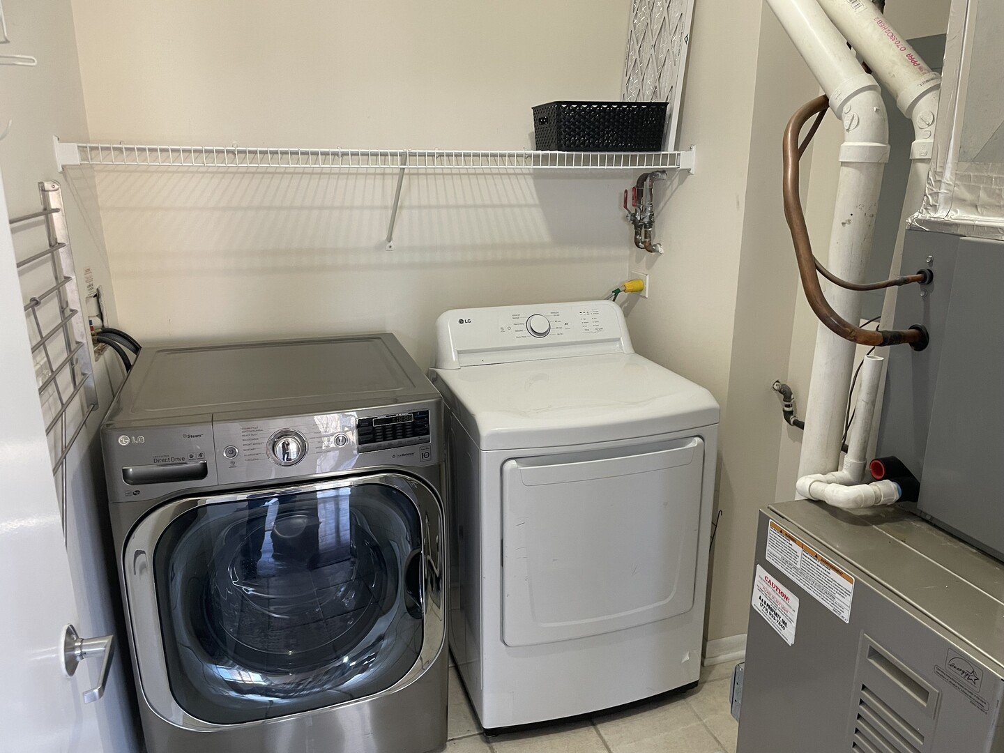 915 S Oak PArk Avenue Unit: 1A