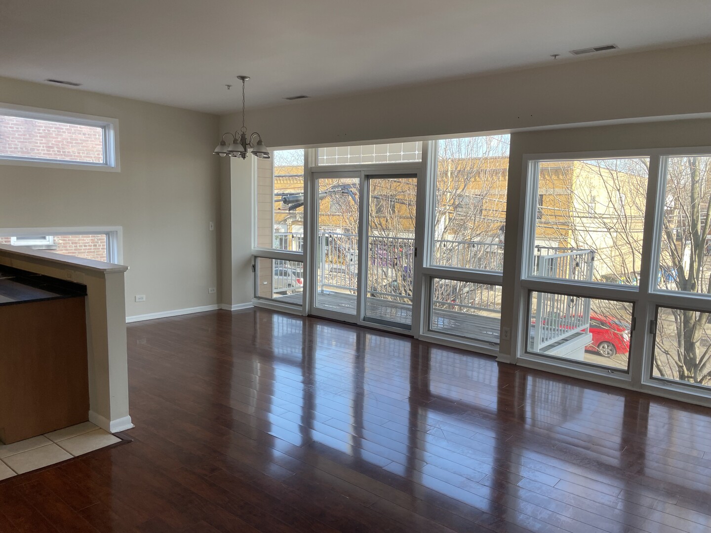 915 S Oak PArk Avenue Unit: 1A
