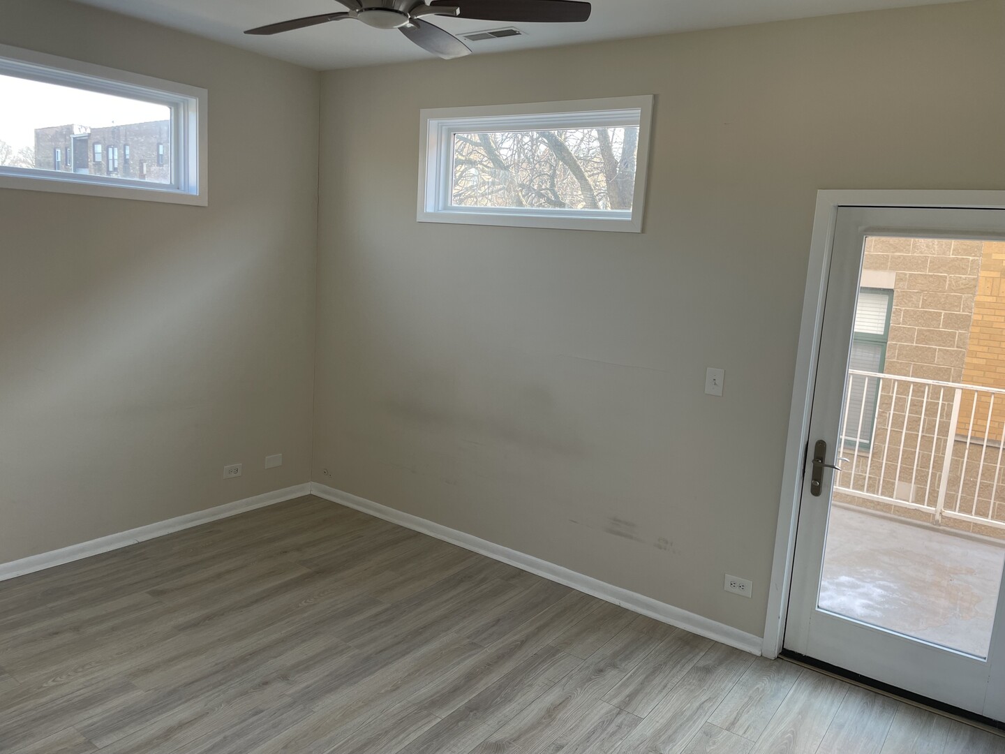 915 S Oak PArk Avenue Unit: 1A