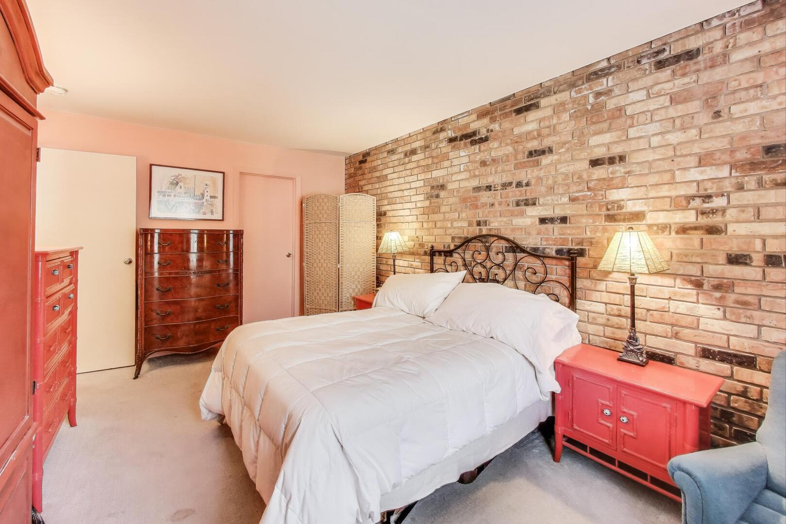430 Home Avenue Unit: 110-S