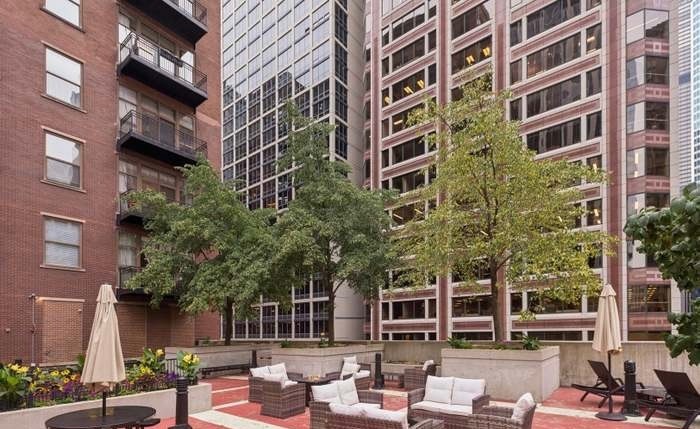 212 W Washington Street Unit: 1002