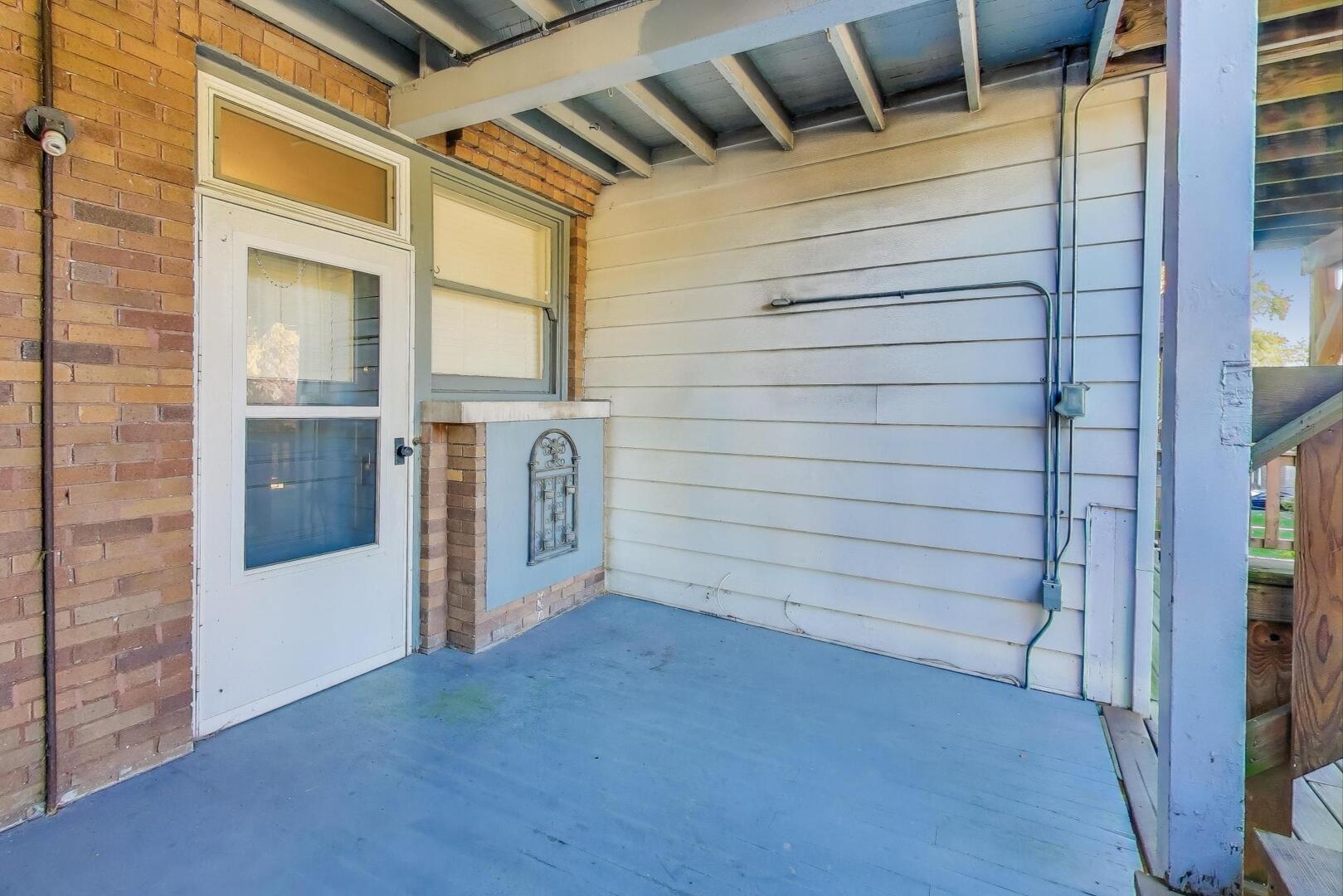 7346 Lake Street Unit: 2W