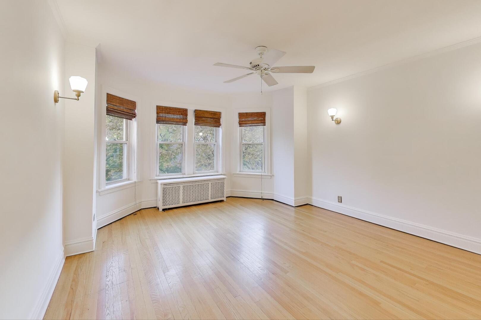 7346 Lake Street Unit: 2W