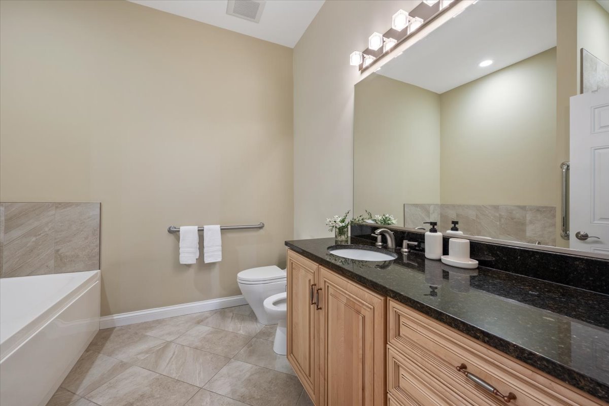 7700 W North Avenue Unit: 5A