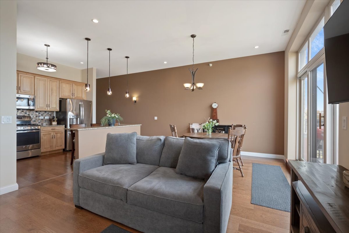 7700 W North Avenue Unit: 5A