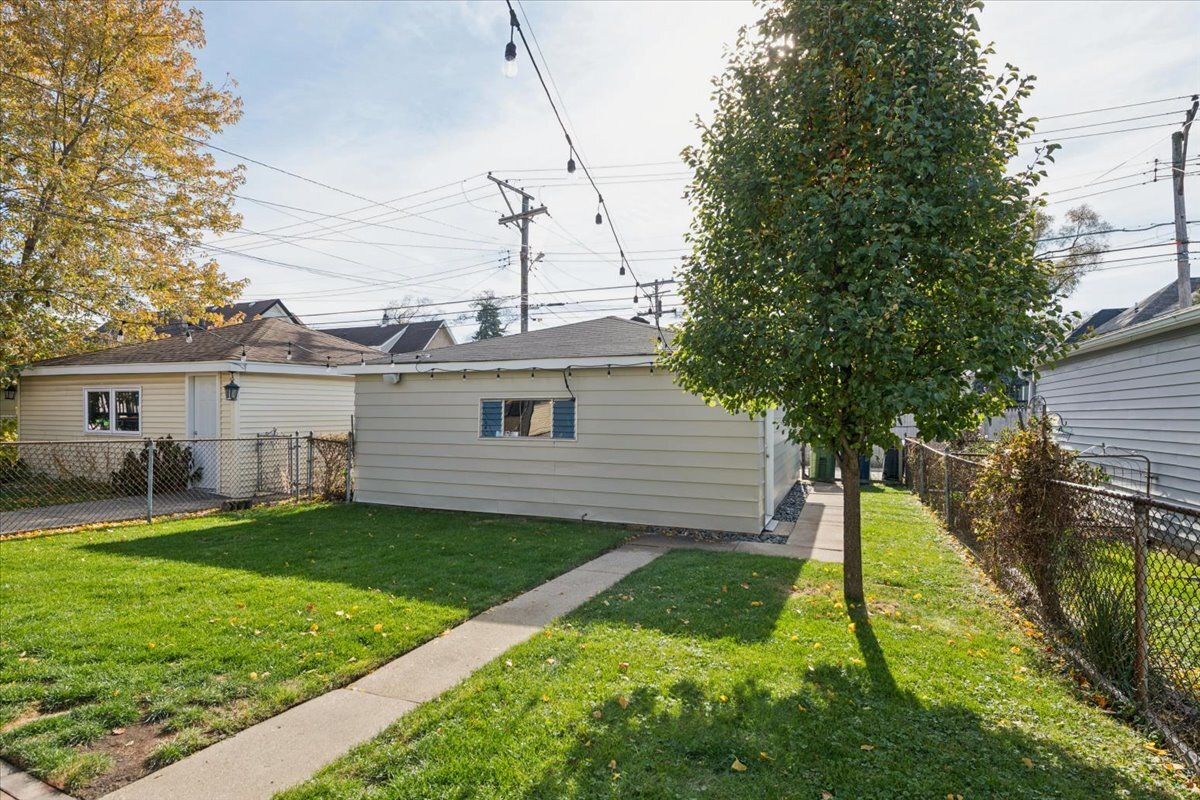 7538 Harrison Street