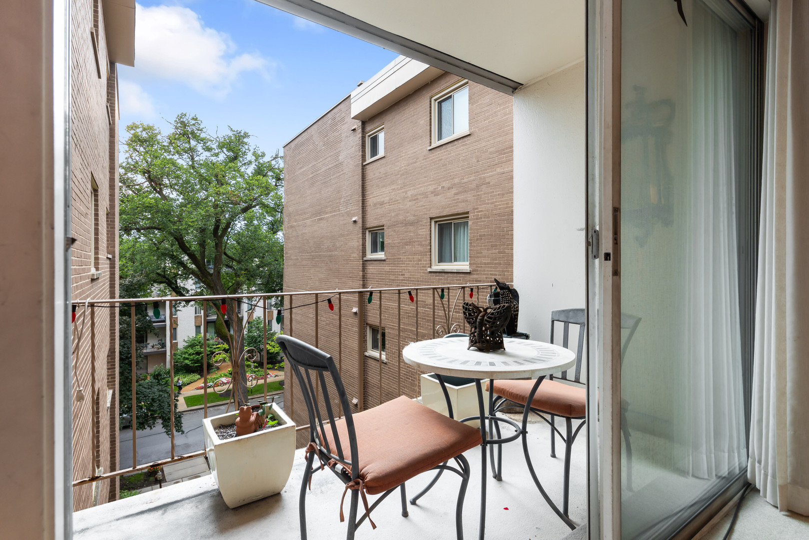 407 Ashland Avenue Unit: 5F