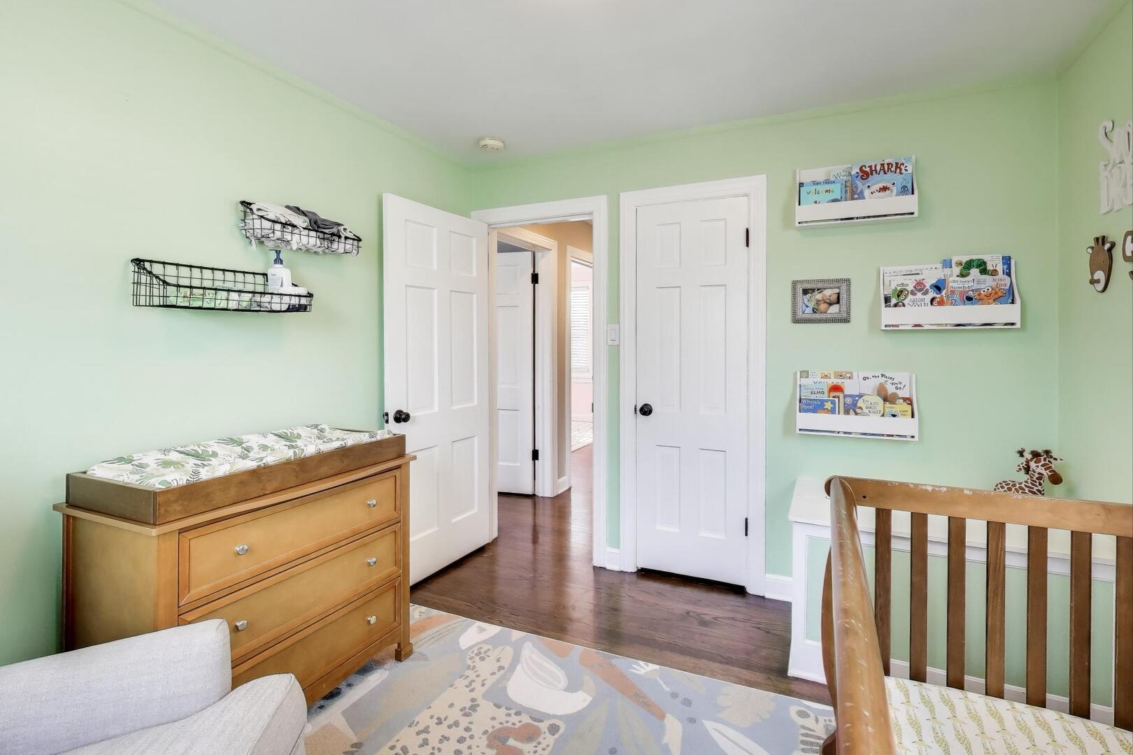 7712 W Dickens Avenue