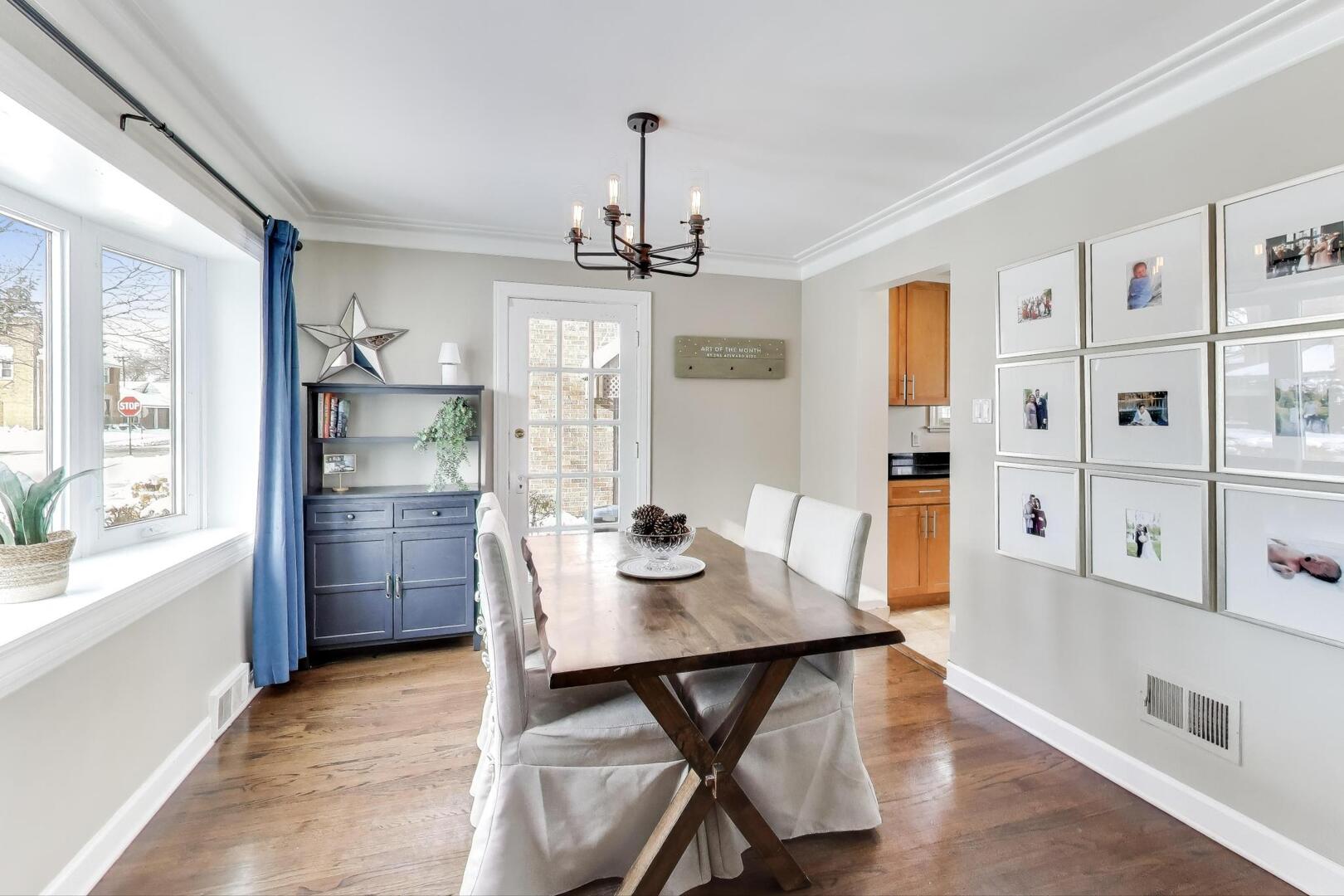 7712 W Dickens Avenue