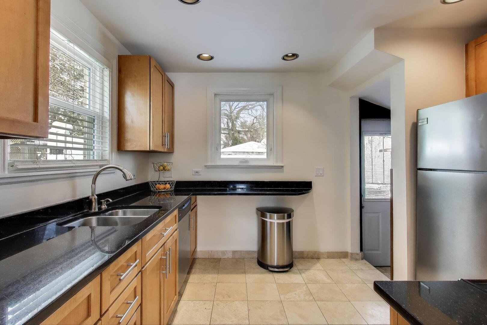 7712 W Dickens Avenue